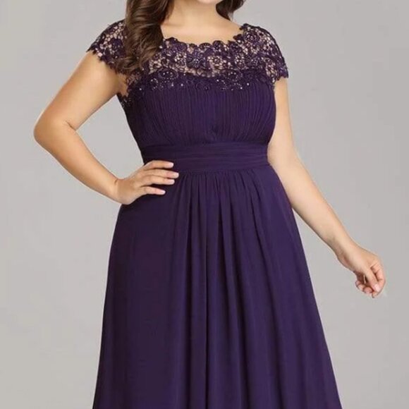 Ever Pretty Plus Size Elegant Maxi Long Lace Cap Sleeve Bridesmaid Dress - Picture 1 of 5